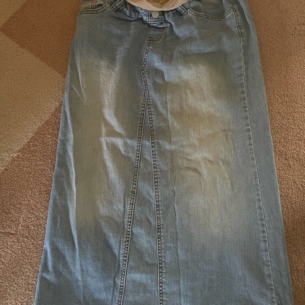 Maternity maxi